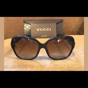 NEW Gucci Sunglasses in Brown w/ Case!
